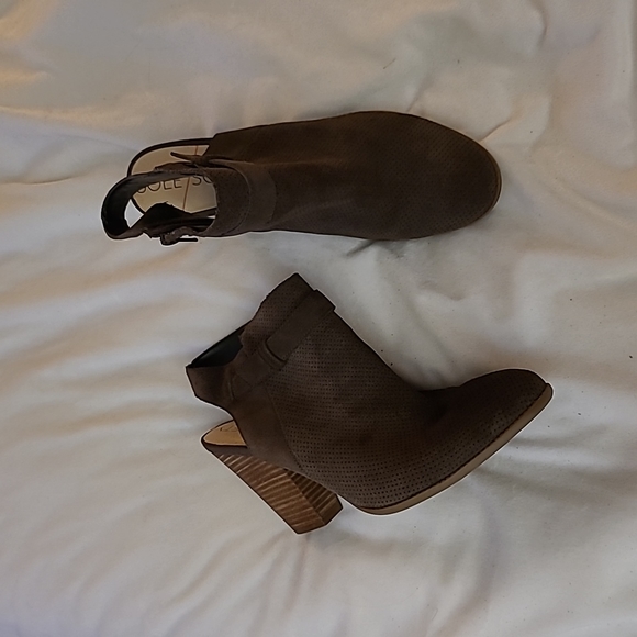 Sole Society Size 11 B Brown Suede Leather Ankle Booties - Picture 3 of 10